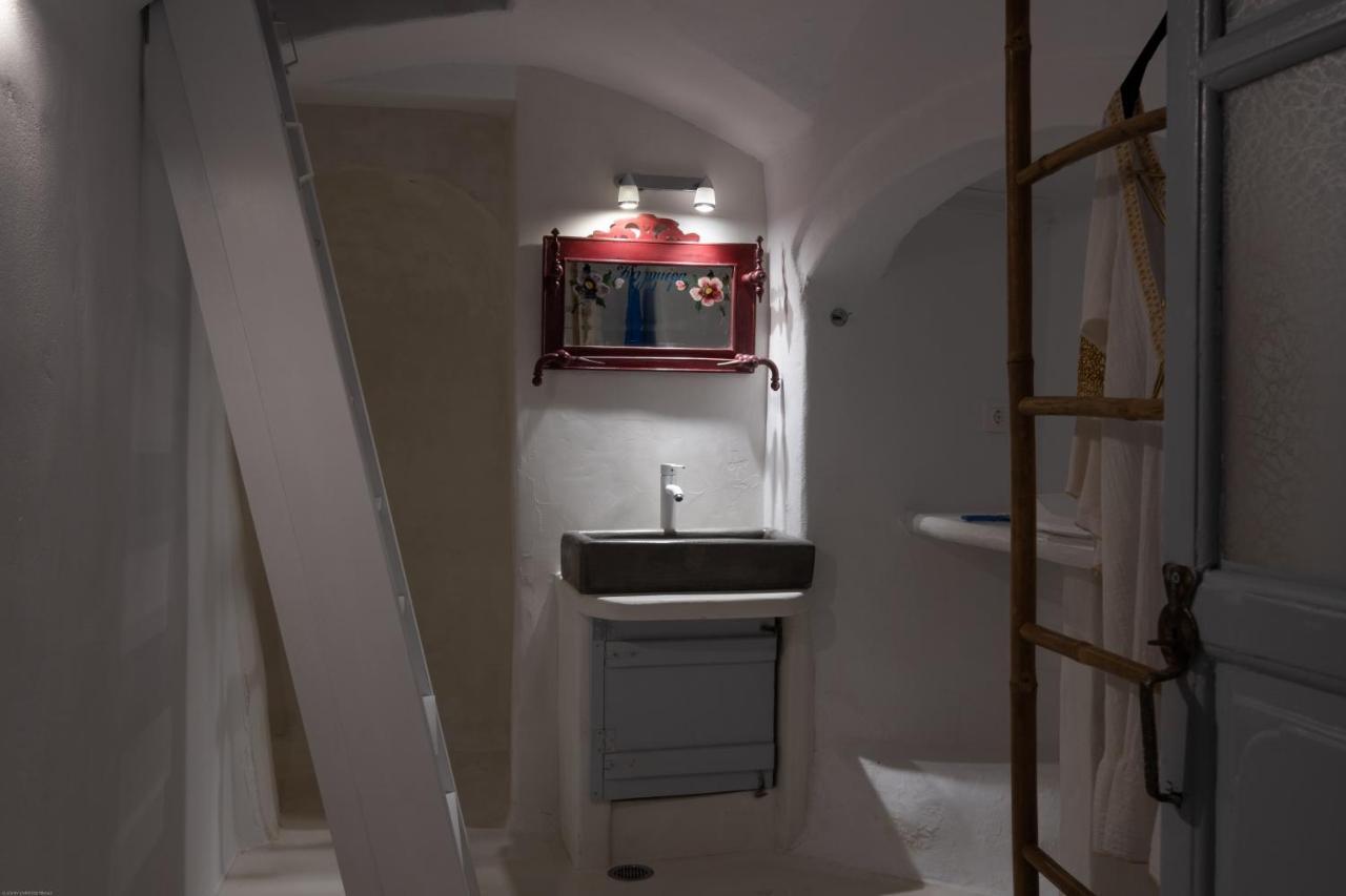 Labyrinth Traditional Houses Pyrgos Kallistis ภายนอก รูปภาพ